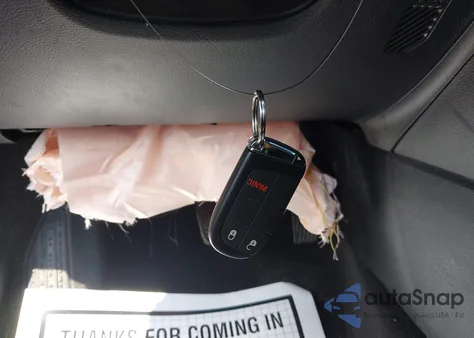 2022 Jeep Compass Latitude 4X4 из США, поврежденный, VIN 3C4NJDBB2NT212000